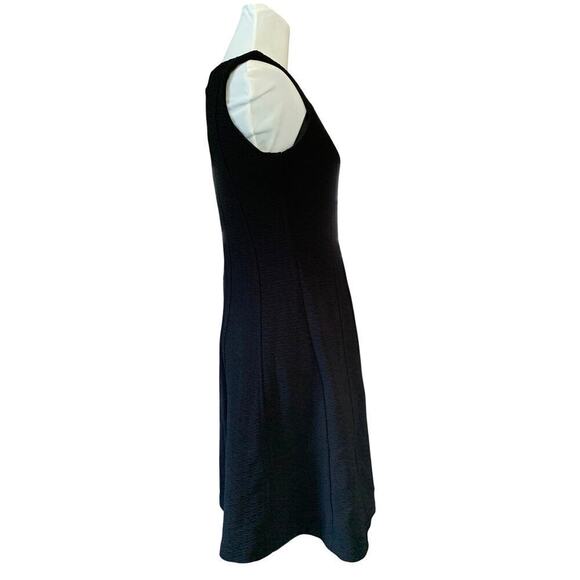 Just... Taylor Fit & Flare Sleeveless Little Black Dress Size 4 - Picture 2 of 6
